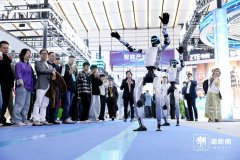 硬核取浪漫交错的科技大秀正在此上演